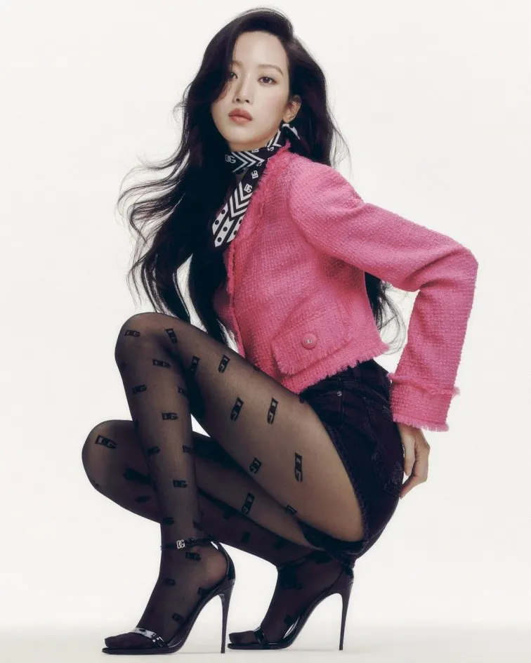 Moon Ga Young